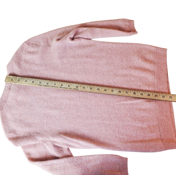 Talbots Women's Cashmere Crewneck Sweater in Soft Pink. 3/4 Sleeves. MP. K126 - Picture 8 of 9